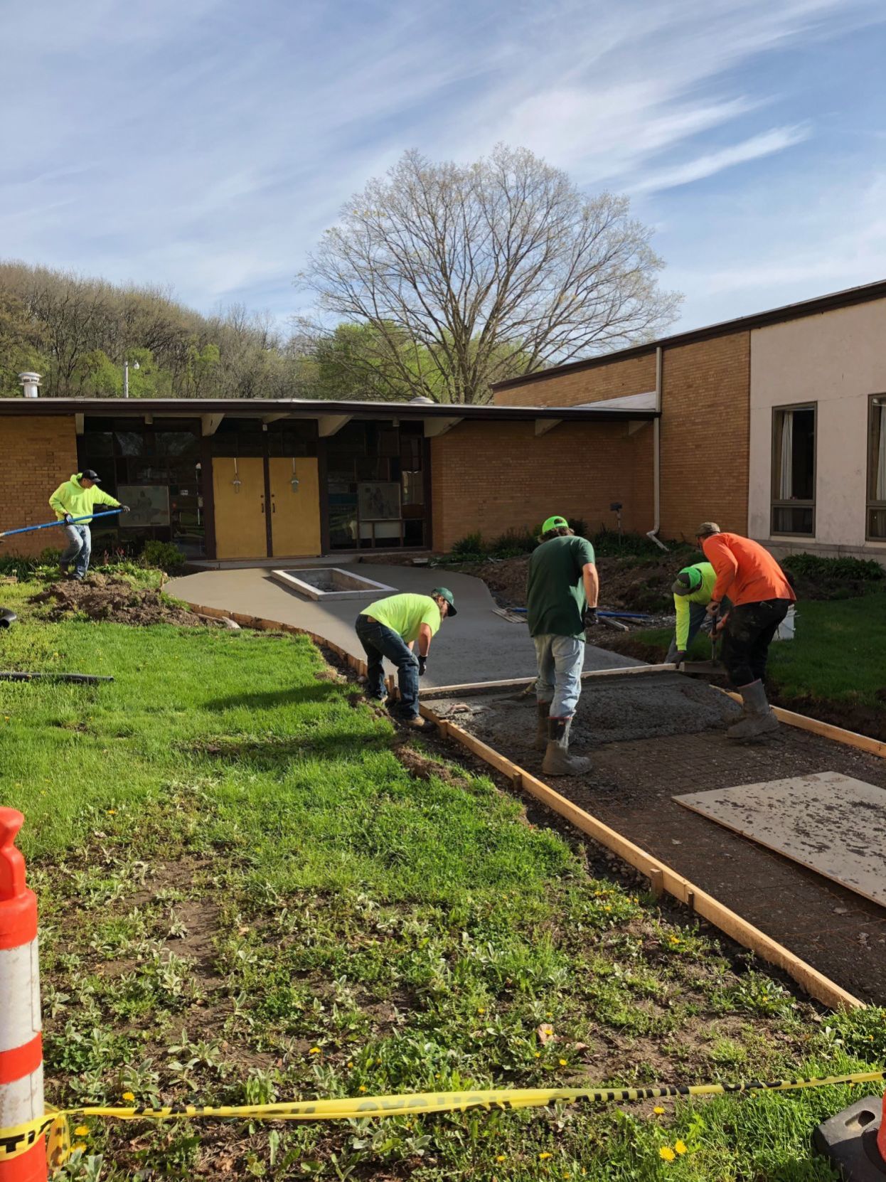 laying concrete